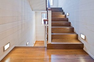 Как повысить функциональность лестницы в доме?